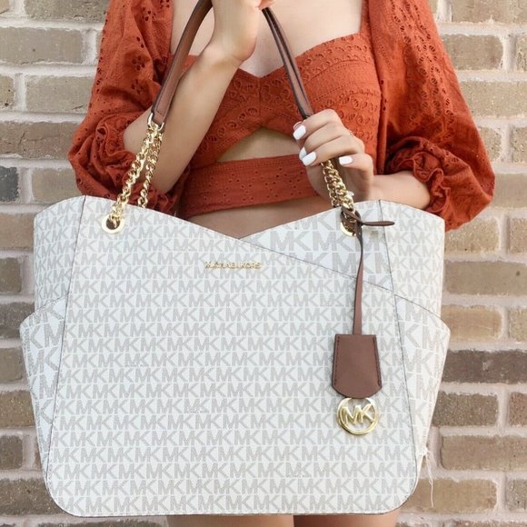 Michael Kors Large Chain Shoulder Tote MK Signature - Picture 3 of 6